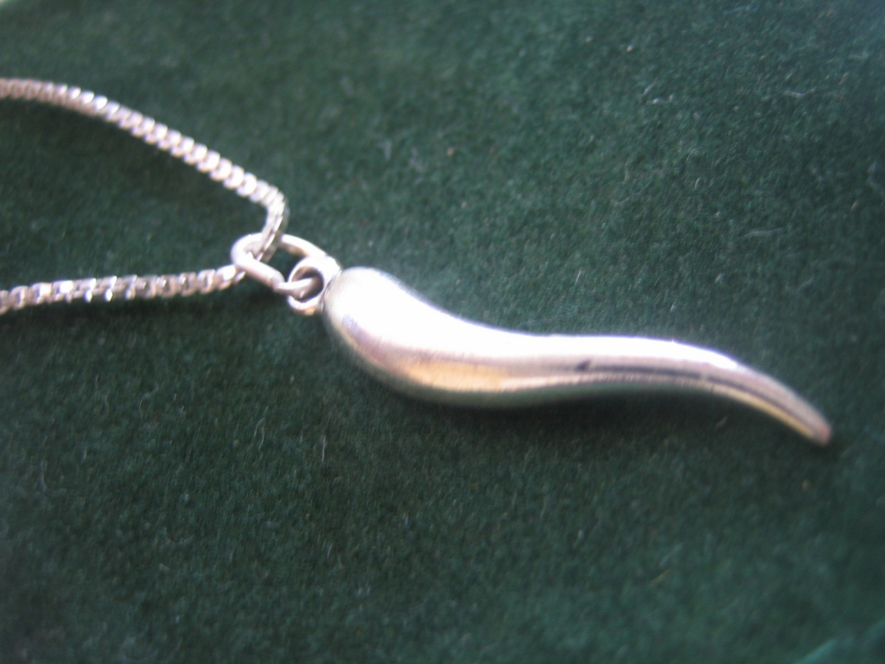 Sterling silver Italian Horn Chili Pepper Good Luck Charm Necklace 1mm