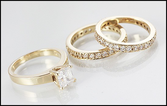 eBay Image Hosting at www.auctiva.com