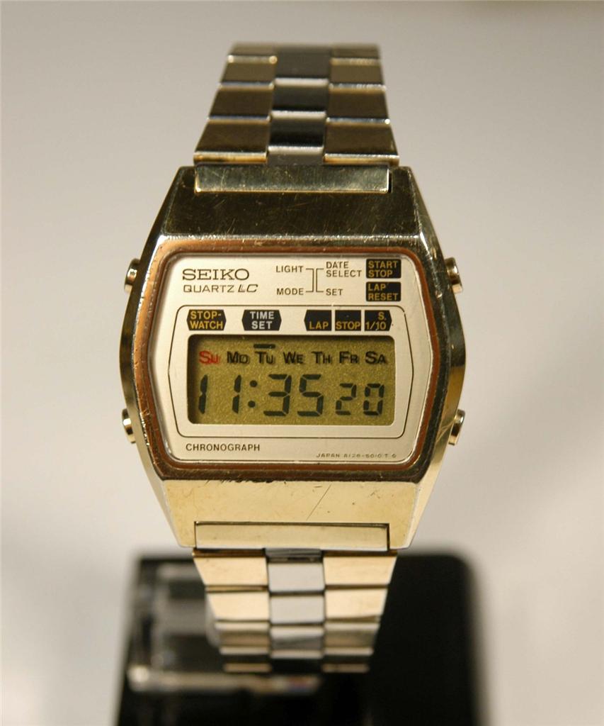 seiko digital chronograph watch