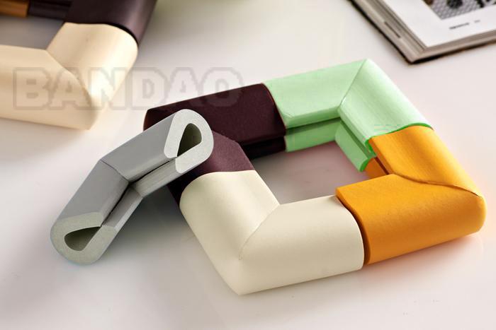 eBay Image Hosting at www.auctiva.com