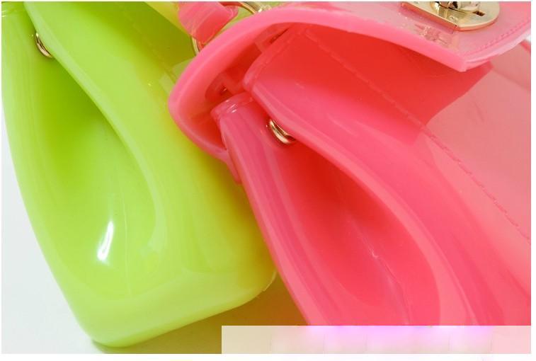 eBay Image Hosting at www.auctiva.com