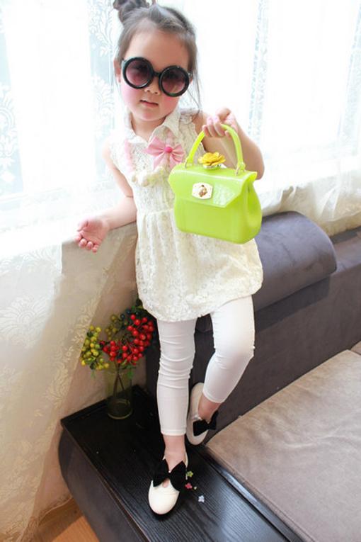 eBay Image Hosting at www.auctiva.com