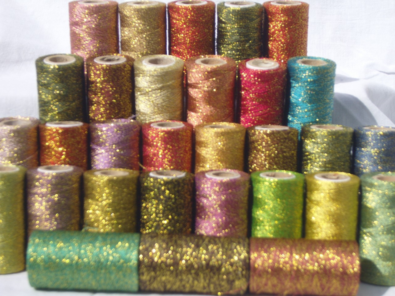 30 Metallic Thread Spools,30 different Colour, 300 YARDS EACH eBay
