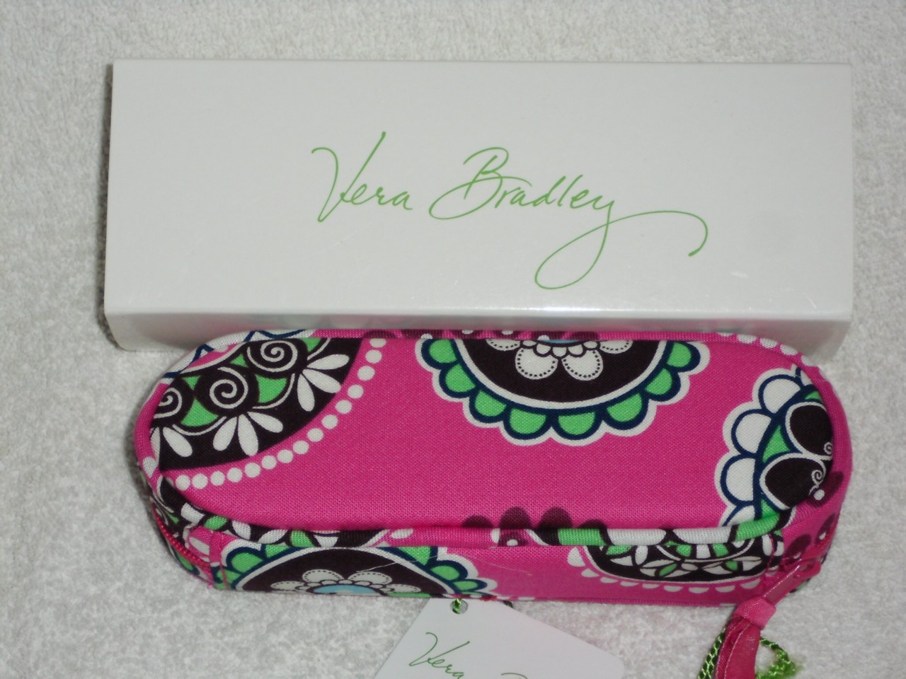 ... about VERA BRADLEY ZIP EYEGLASS CASE VARIOUS 2 RETIRED PATTERNS NWT ... about VERA BRADLEY ZIP EYEGLASS CASE VARIOUS 2 RETIRED PATTERNS NWT