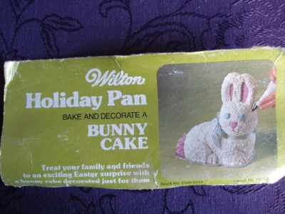 Video 3d Bunny Cake Pan Wilton 237