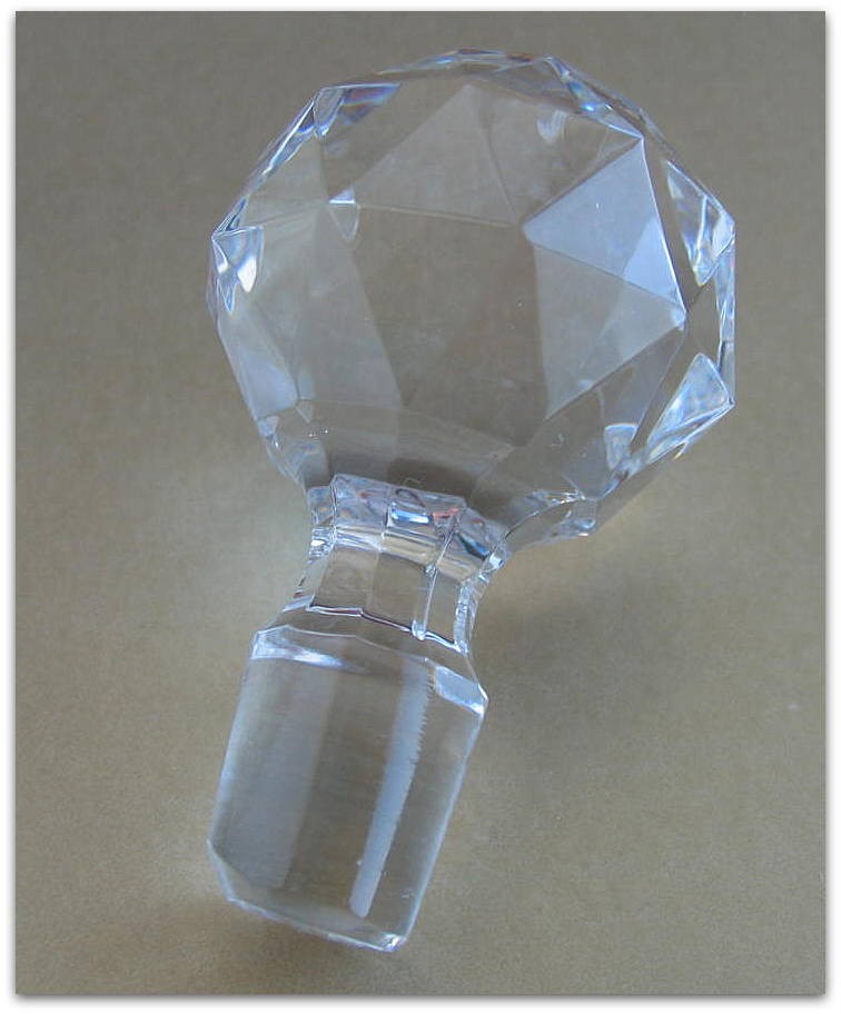 Decanters & drinking-glasses