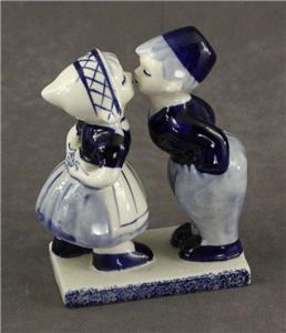 Vintage Porcelain Delft Blue Holland Ceramic Dutch 198 Kissing