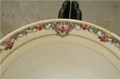 Vintage Fine China Heinrich H&C Selb Bavaria 70366 Round Vegetable