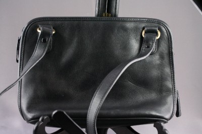 vintage aigner black leather & brass shoulder purse