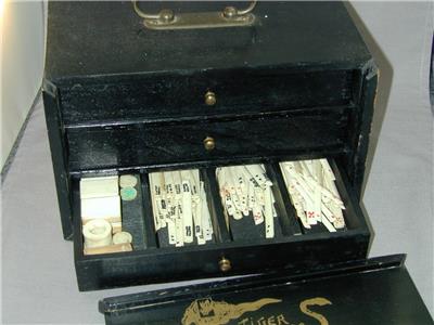 1920's Bamboo Domestic Cow Bovine Bone Mahjong Set 148 Tiles Stick
