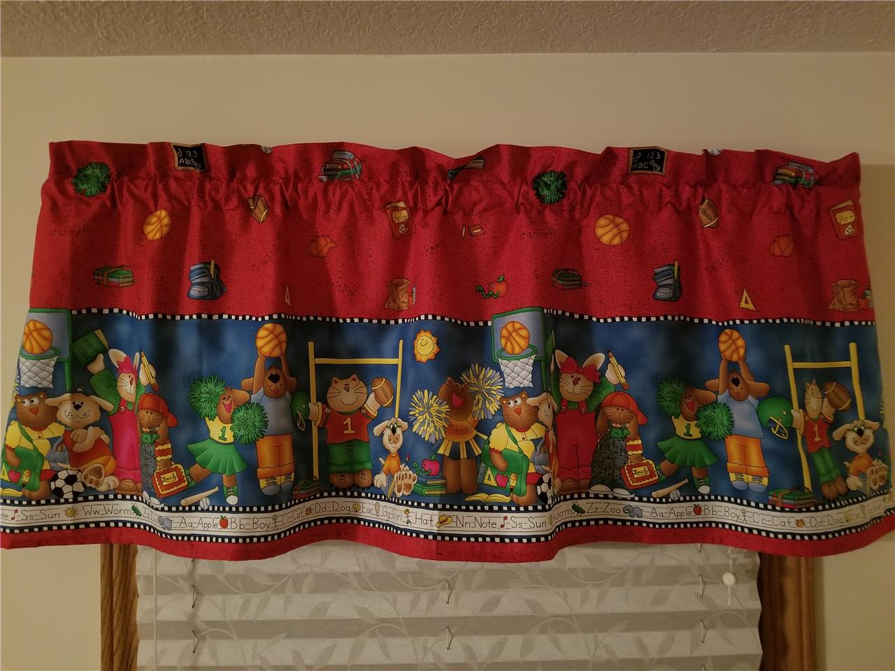 LITTLEST PET SHOP KIDS CURTAIN VALANCE FROG MONKEY CAT NEW!