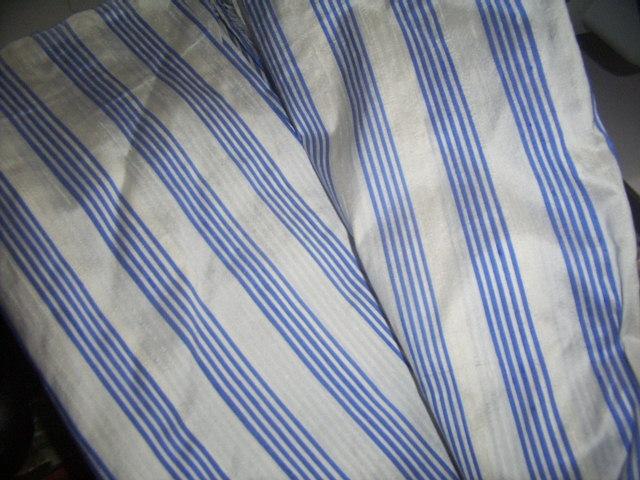 silk dupioni white / blue{vertical stripes}