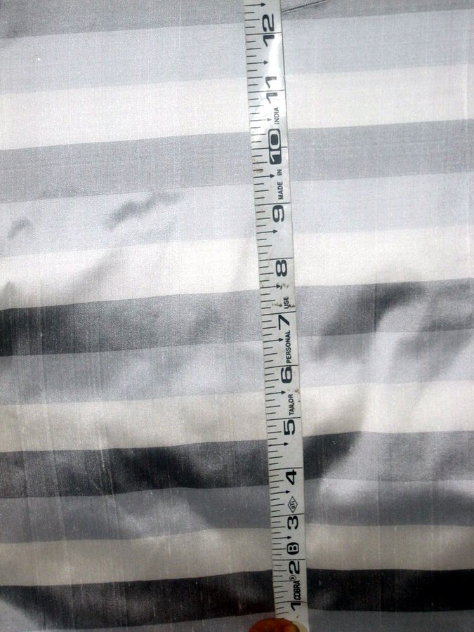 silk dupioni 3 colour stripe l.grey/grey