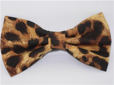 Jaguar Spots on Yellow Gold Self-tie Bow tie Jaguar Print Bow Tie