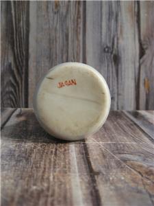MINIATURE JAPANESE PORCELAIN VASE