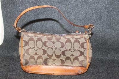 coach clutch bag