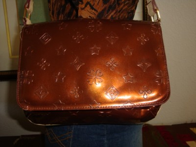 bongo brown vinyl messenger bag purse