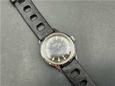 Vintage 1960s Wyler Ref 8181-1168 Dynawind Diver Watch. | eBay