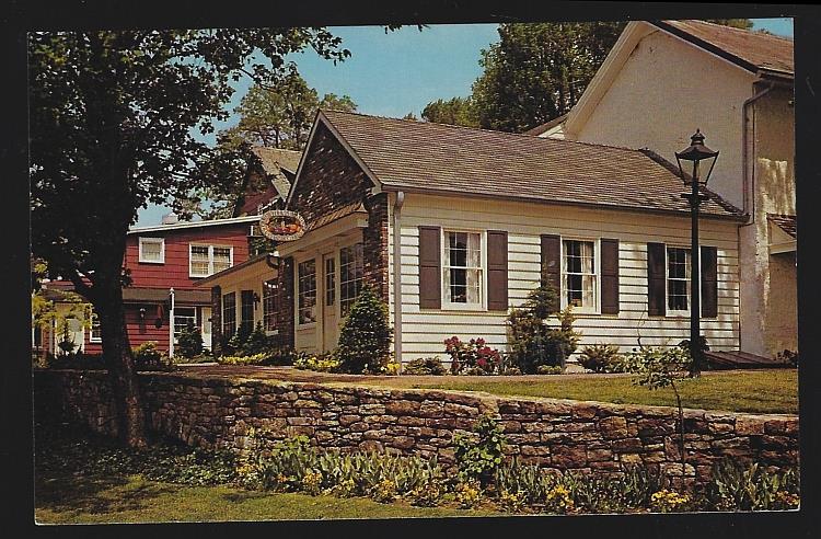 Postcard - Peddler's Village, Lahaska, Pennsylvania