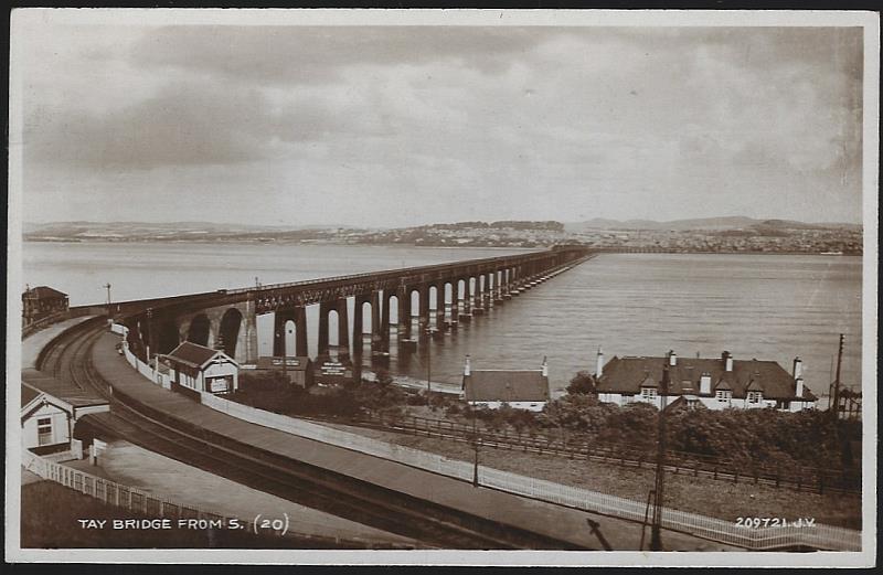 Postcard - Valentine's Real Photo Postcard Tay Bridge, Dundee