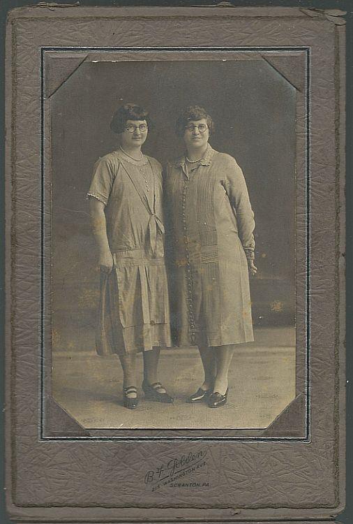 Photograph - Framed Photograph of Two Sisters from Scranton, Pennsylvania