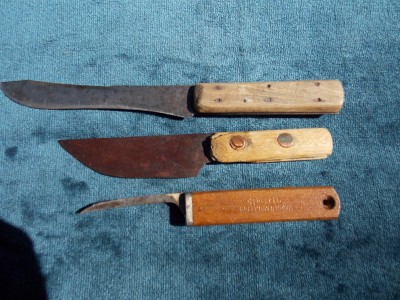 3 Antique Fur Trade Era Fighting Butcher Skinning Knives RUSSELL GREEN ...