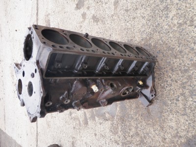 Ford 6 cylinder long block #10