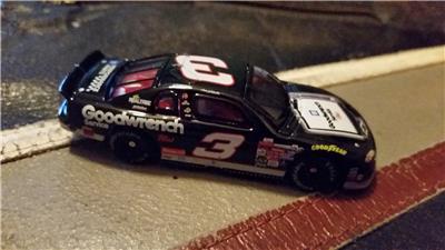 1999 dale earnhardt diecast car