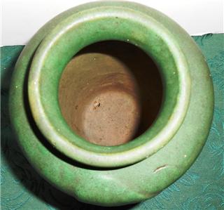 Arts & Crafts Green Matte Pottery Vase - Zanesville #102 Tobacco Leaf