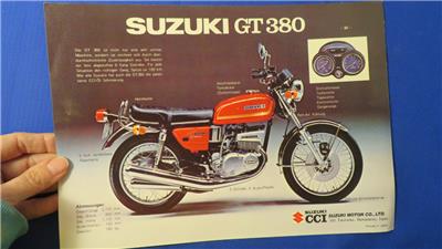 SUZUKIGT380CANDY LIFE×KMD Yオリジナルコラボマフラ中古 Original Suzuki GT550 and GT380 Motorcycle Brochure in German lg47