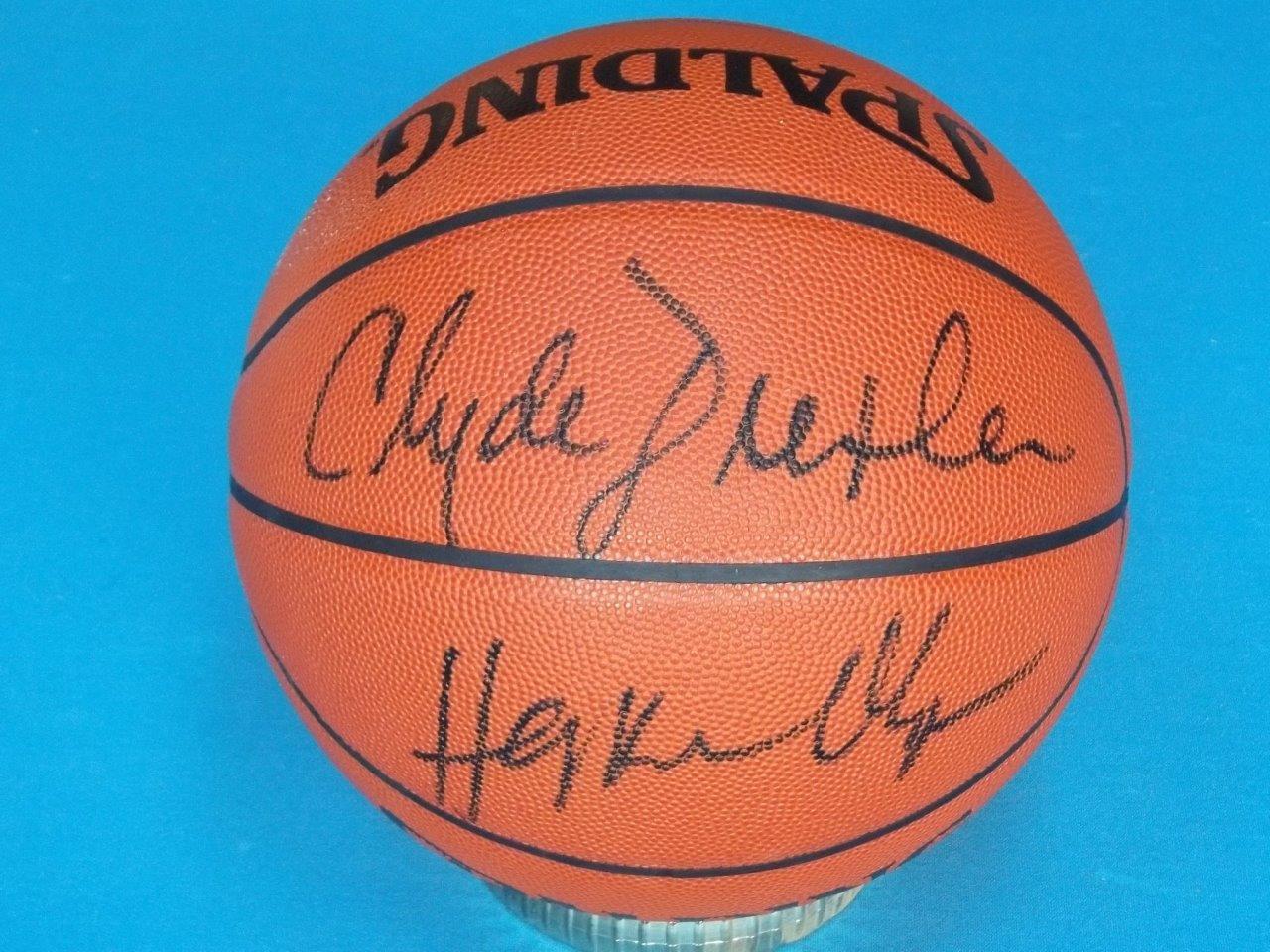 hakeem olajuwon autographed basketball