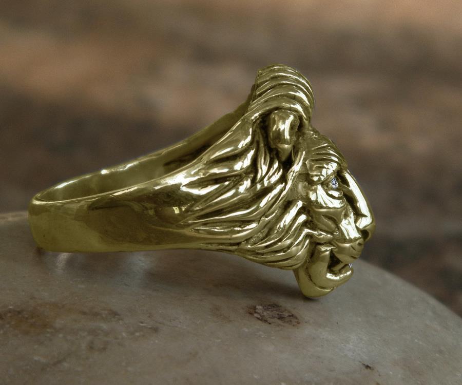 【関税込み】Chopova Lowena ゴールド Face Gem リング Gold Face Gem Ring by Chopova Lowena on Sale