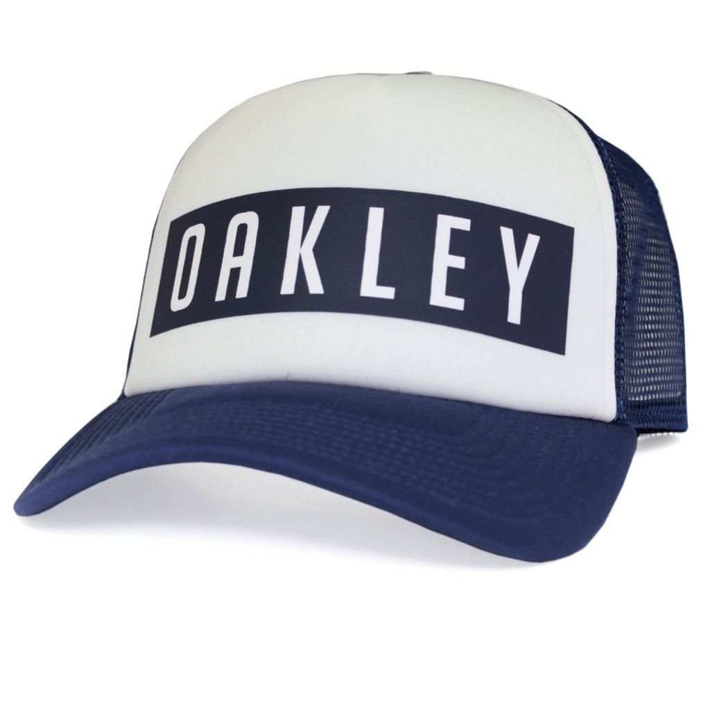 white oakley hat