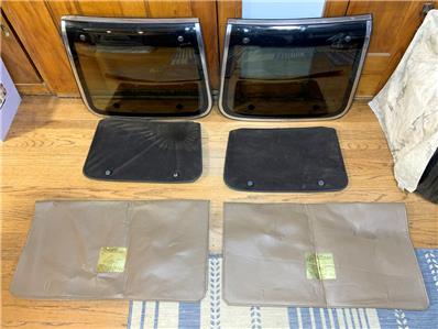 1984-1986 Nissan 300ZX Roof Glass Top T-Tops Leather Storage