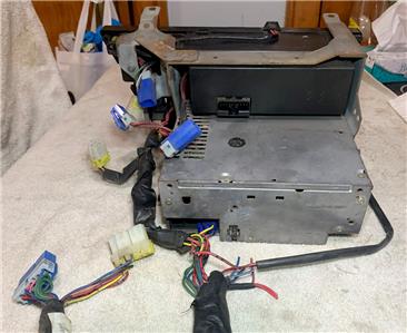 B i B iグランド 1985 Nissan 300ZX Z31 Hitachi Stereo Radio Cassette Climate