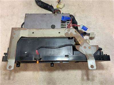 1985 Nissan 300ZX Z31 Hitachi Stereo Radio Cassette Climate
