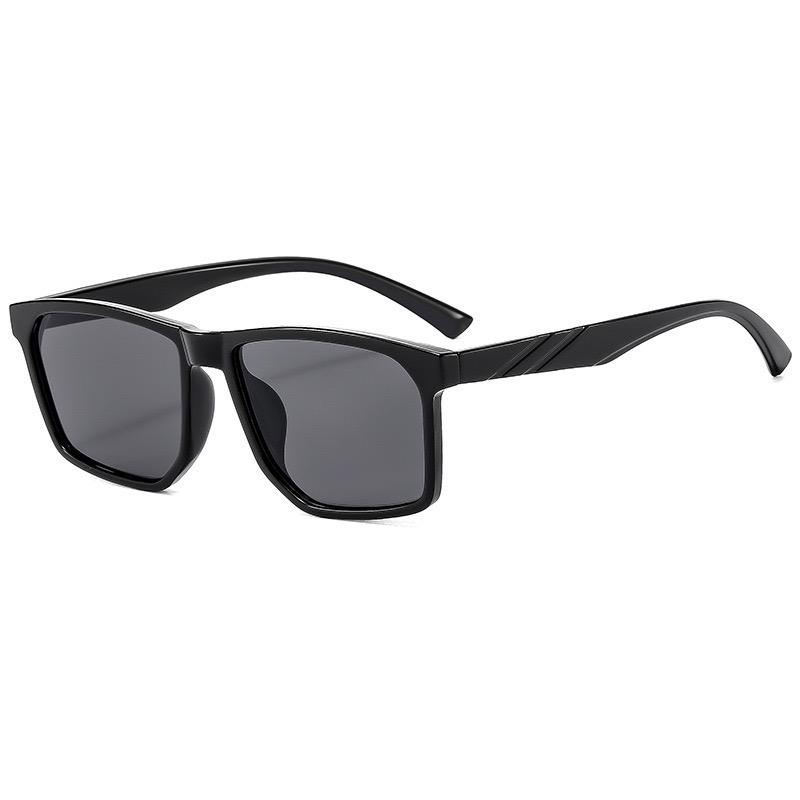 Men's Women's Fashion Square Vintage Retro Sunglasses UV400 Protection-image