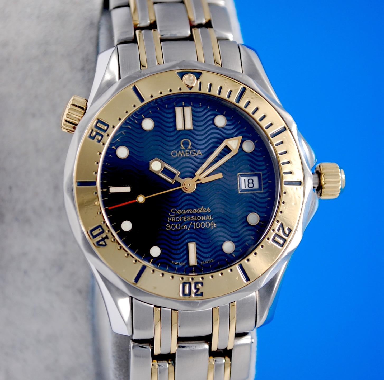 Mens Omega Seamaster 18K Gold & SS 300M watch - 36MM - Blue Dial - 2362.80