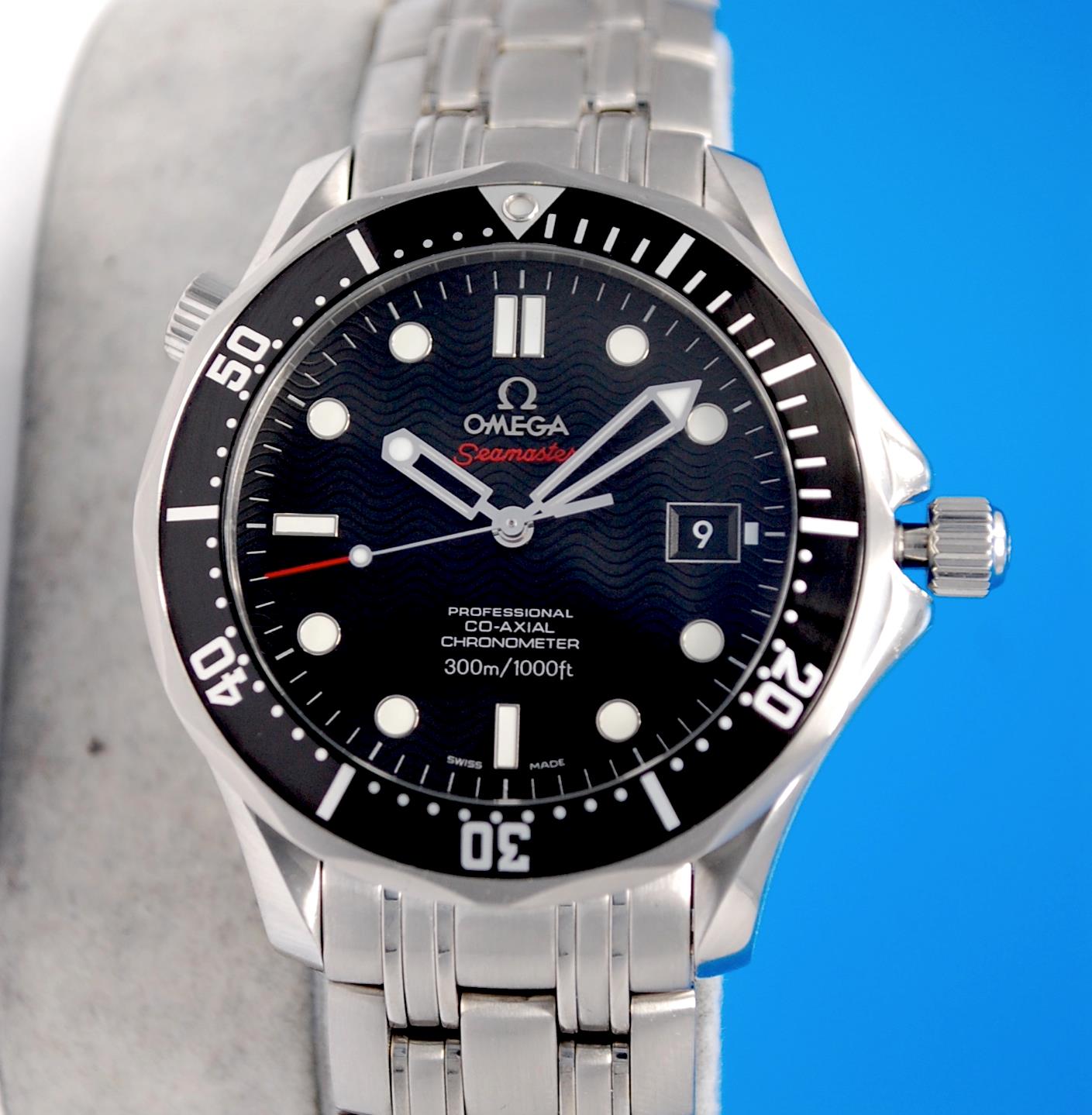 Mens Omega Seamaster Co-Axial Chronometer Watch Black Dial - 212.30.41.20.01.002