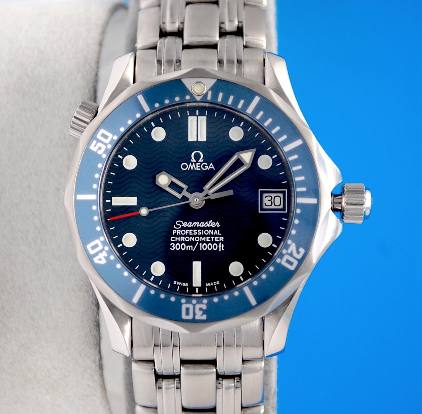 Mens Omega Seamaster Professional Chronometer watch - Blue Dial - 36MM - 2551.80