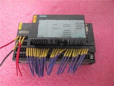 Alimentatore Siemens ET 200L DO 32xDC24V 0.5A – Modulo Usato 193-1CL00-0XA0