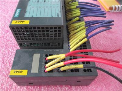 Siemens Terminal Block ET 200L 193-1CL00-0XA0 131-1BL01-0XB0 DI Siemens Terminal Block ET 200L 193-1CL00-0XA0 131-1BL01-0XB0 DI