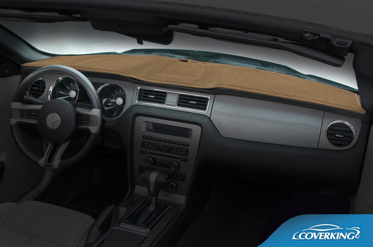 Alfombra de polietileno personalizada cubierta de tablero Coverking para Pontiac Vibe - Imagen 7 de 10