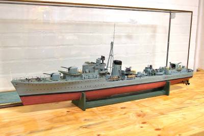 RADIO CONTROL MODEL SHIP HMS KELLY WWII K CLASS DESTROYER LORD
