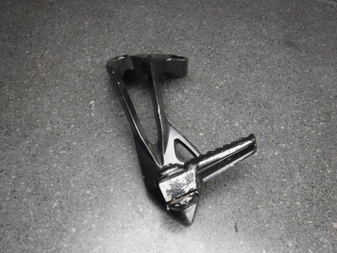 NOS Genuine Kawasaki Front Left Footpeg GPz 750 Turbo 84-85