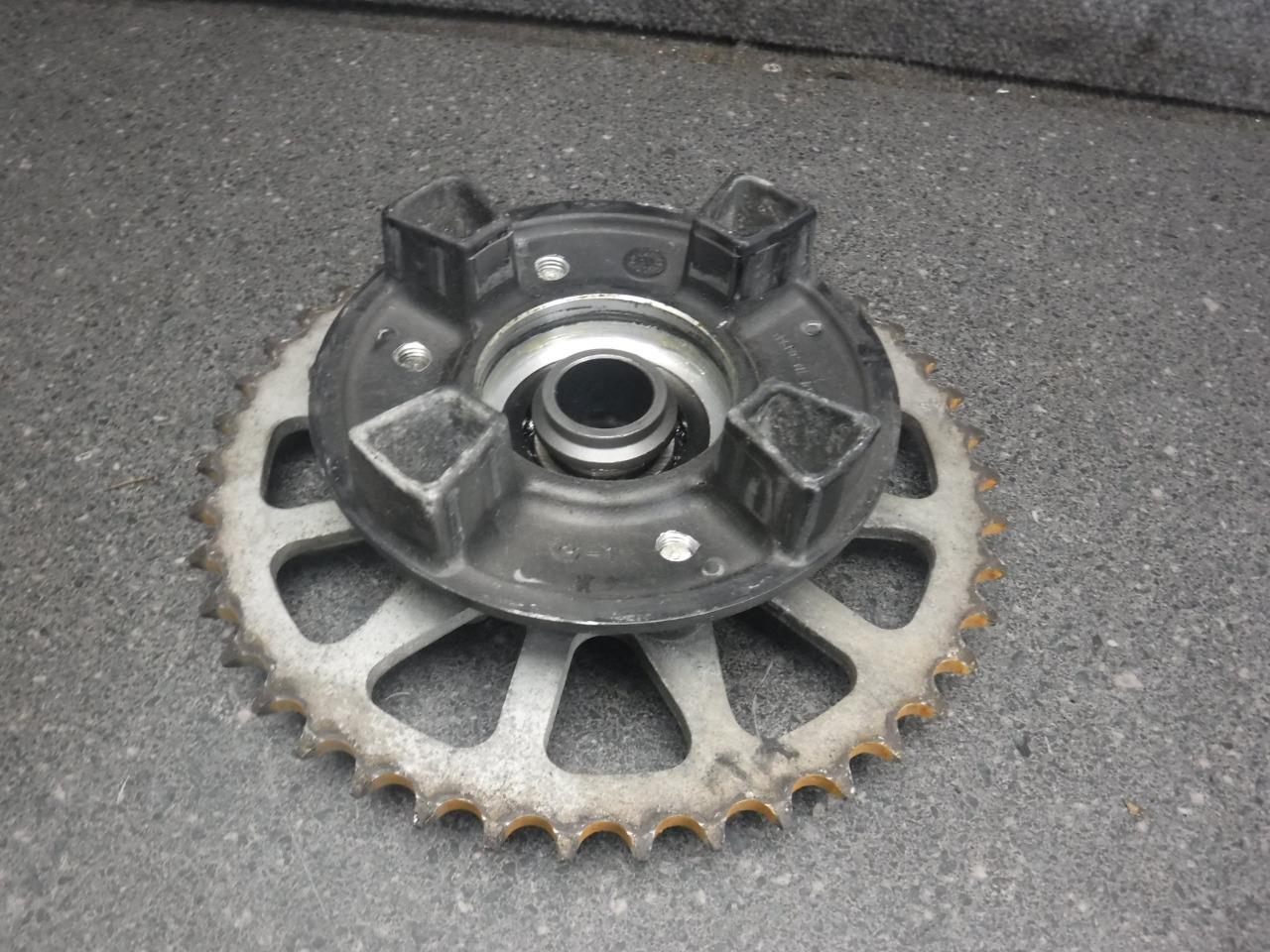 meketty様 13 Kawasaki Ninja ZX6R ZX-636 ZX636 45 Tooth Sprocket & Hub