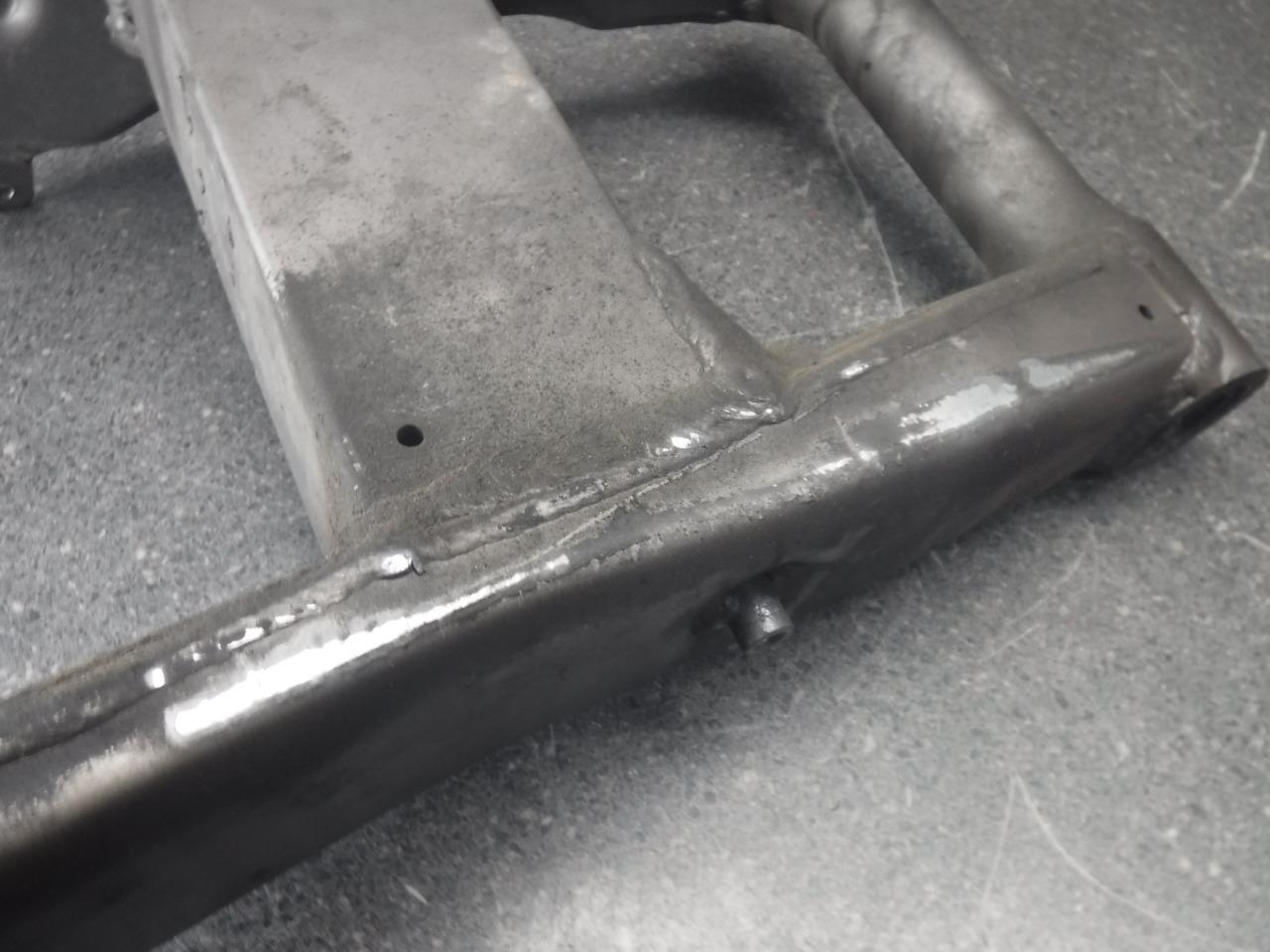 11 Kawasaki Ninja 1000 ZX1000 Swing Arm 60C | eBay