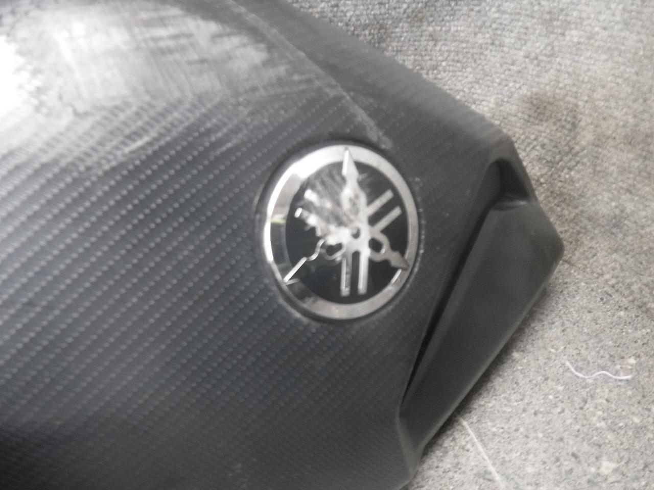17 Yamaha FZ-07 FZ07 Right Gas Fuel Tank Cover Fairing 221 ...