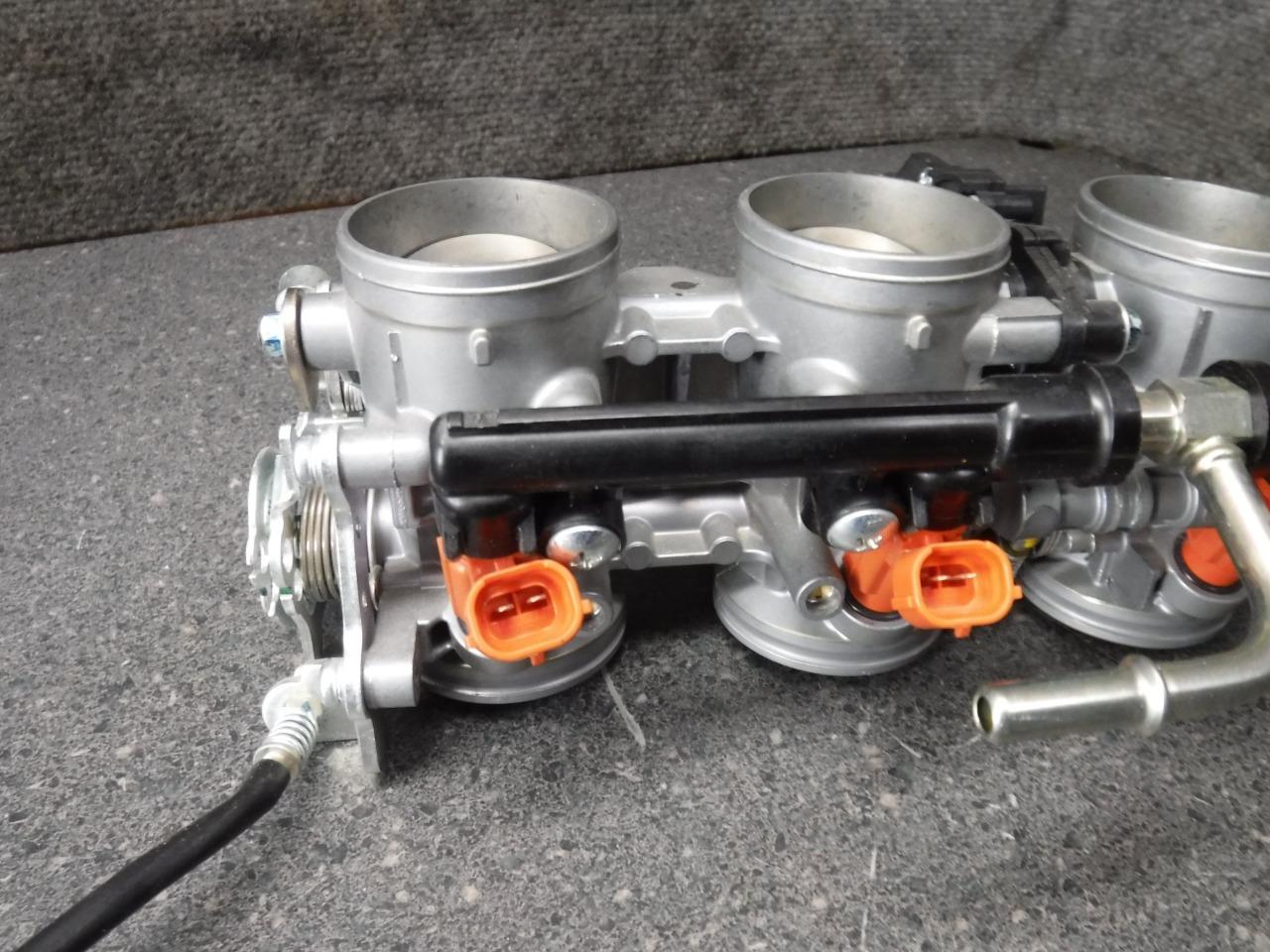 低価格の 16 Kawasaki Ninja ZX6R ZX-636 Throttle Bodies 306 | eBay イヤホン