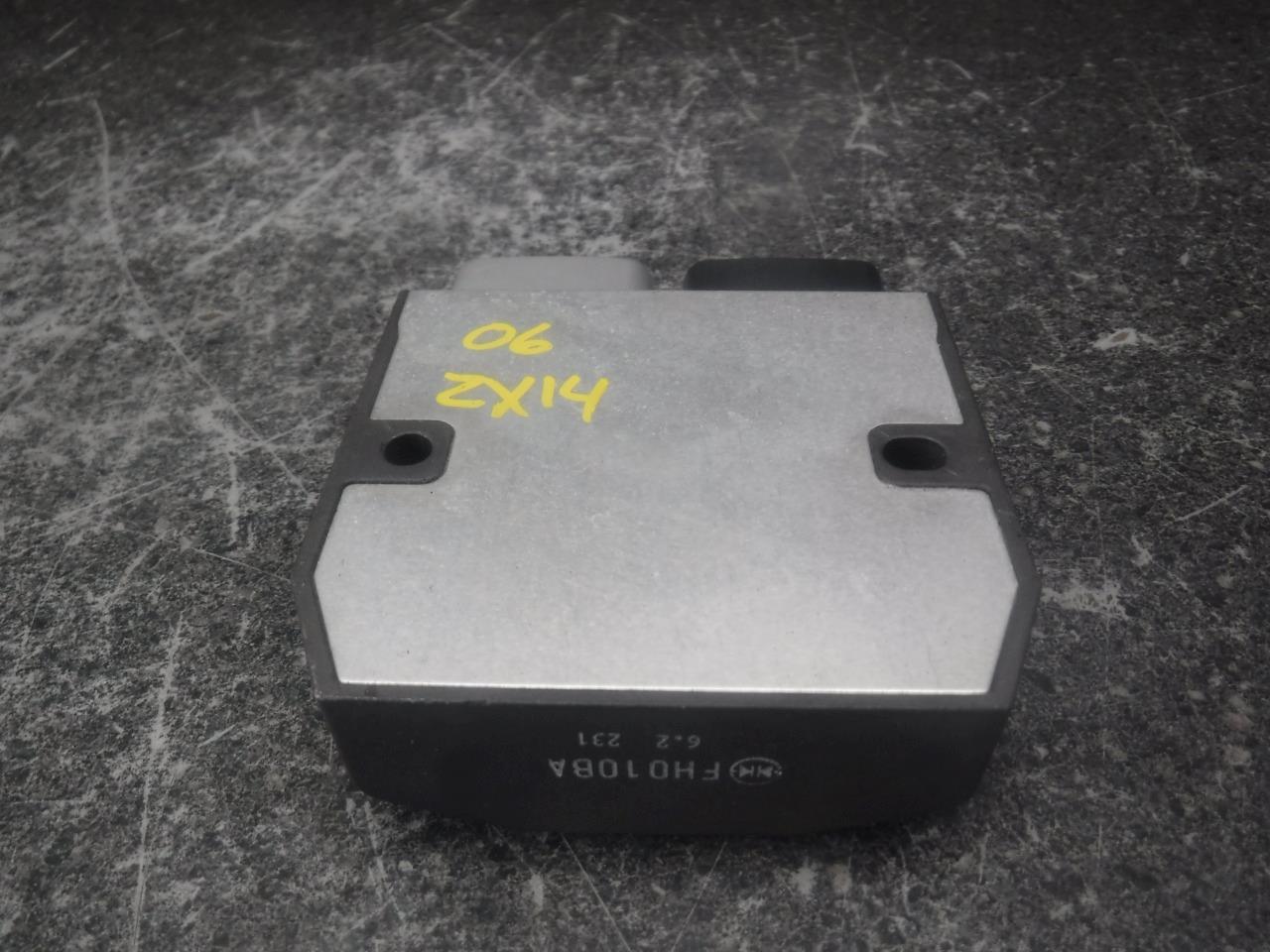 。 06 Kawasaki Ninja ZX-14 ZX14 Voltage Regulator Rectifier KV2 | eBay